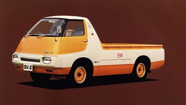 Nissan EV4-P Pickup