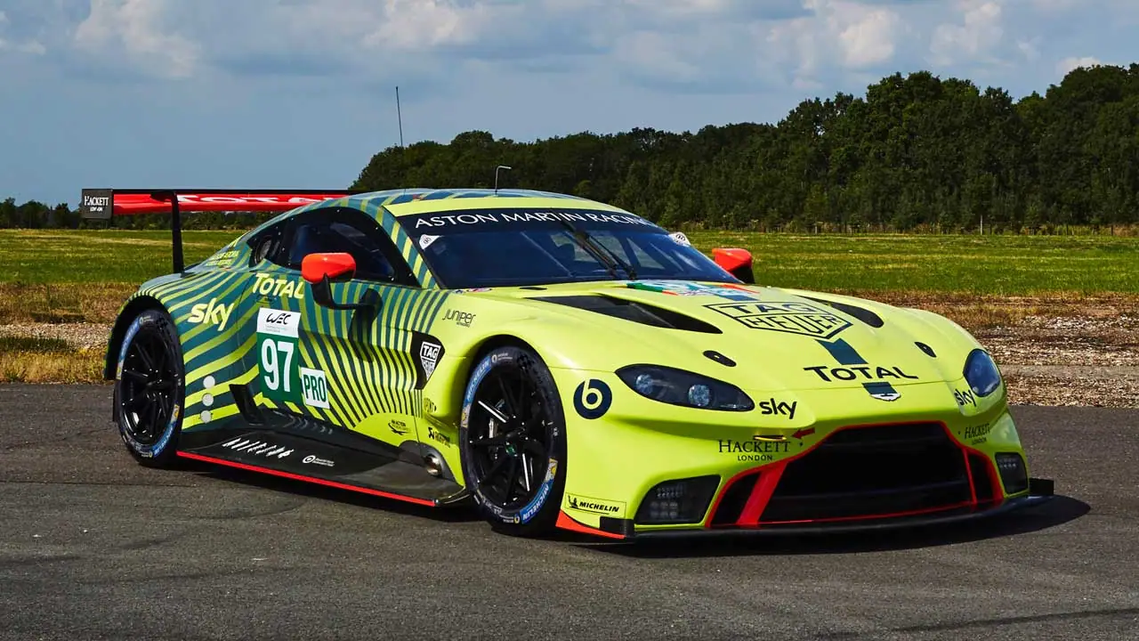 aston martin vantage gte