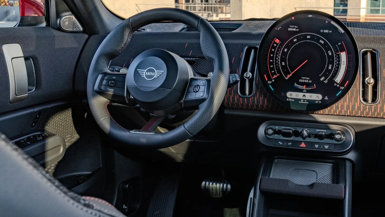 MINI JOHN COOPER WORKS COUNTRYMAN ALL4