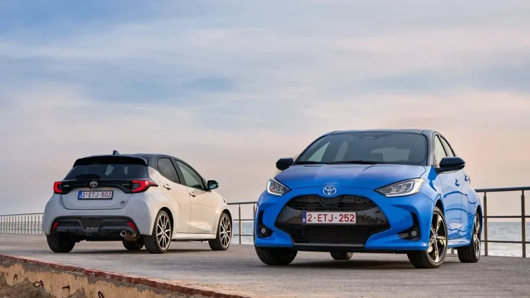 toyota yaris hibrit