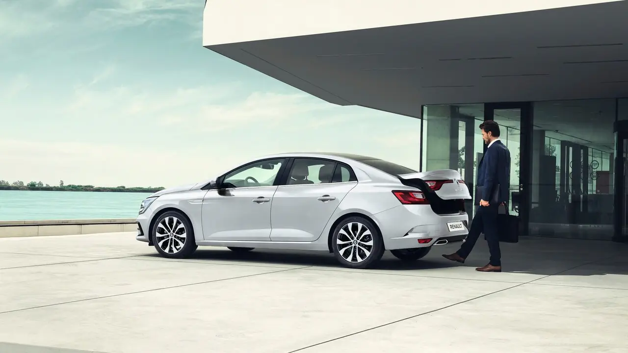renault megane sedan
