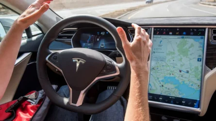 tesla otopilot