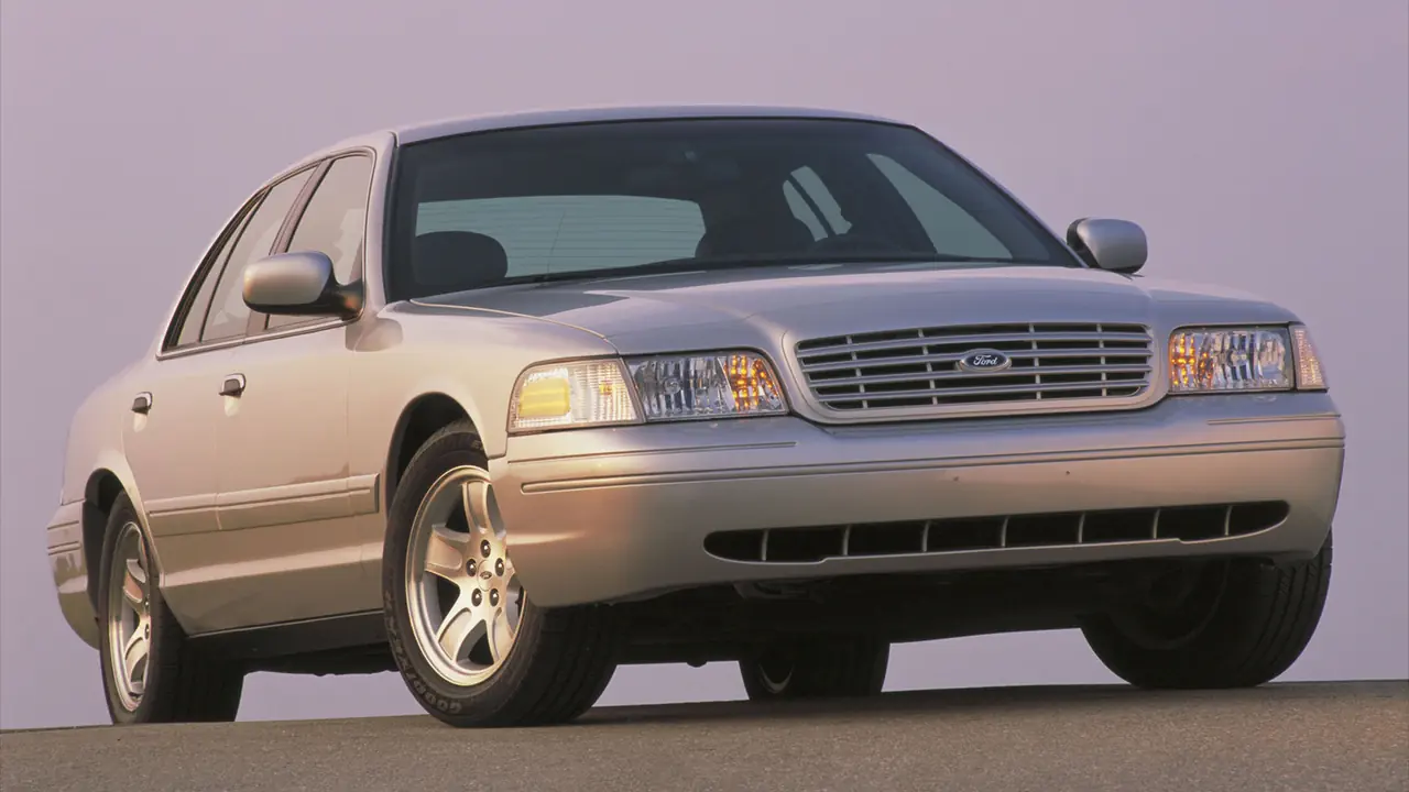ford crown victoria