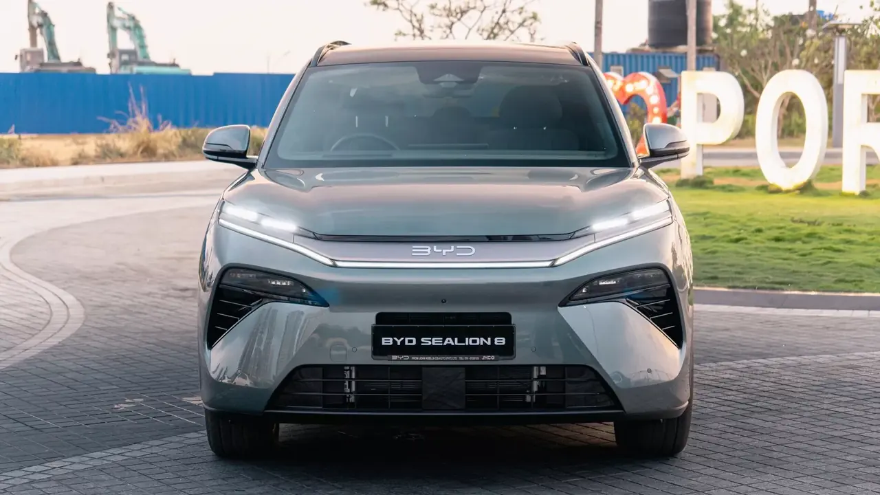 byd sealion 8