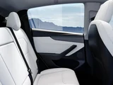 2025 Tesla Model Y LR